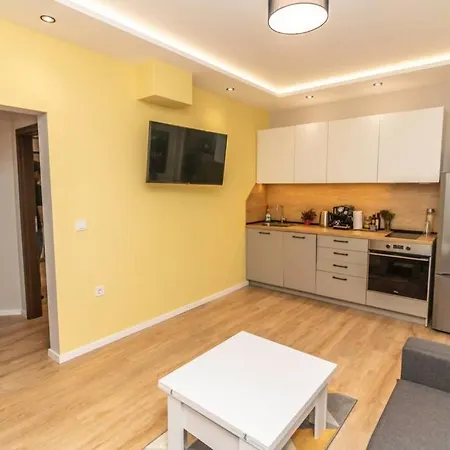 Stylish And Modern Top Central Apartment Apartment